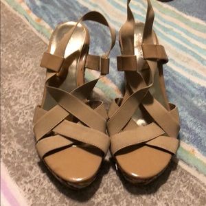 Tan wedge shoes multi color size 7